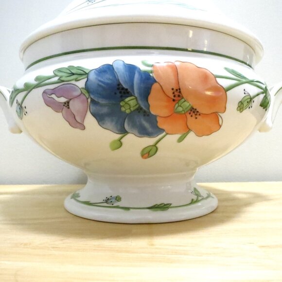 Villeroy Boch Amapola Soup Tureen w/Lid Germany 6.5" Diameter No Ladle - Picture 4 of 11